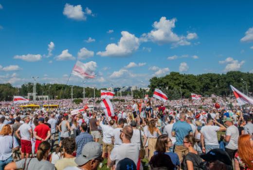 IFEX: Mjesečna hronologija represije i otpora u Bjelorusiji