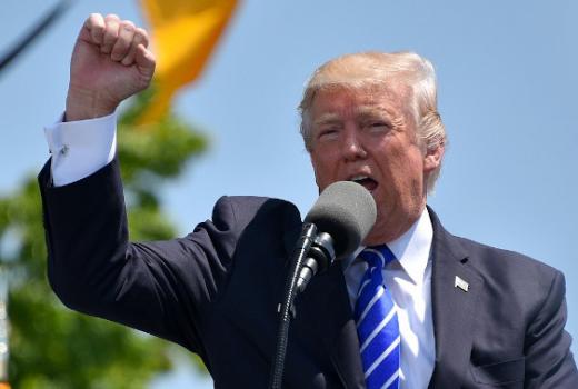 Kako je Trump godinama novinarima 'crtao mete na čelo'
