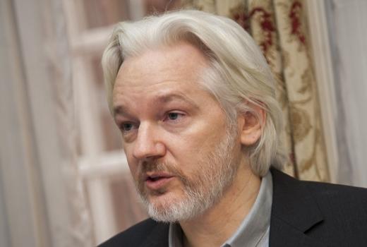 Preko 40 međunarodnih organizacija traže od britanske vlade oslobađanje Juliana Assangea