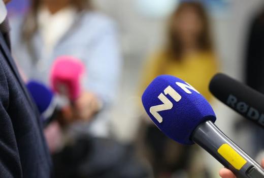 Studentska lista pobijedila na izborima u Srbiji, poraženi Vučić napao medije
