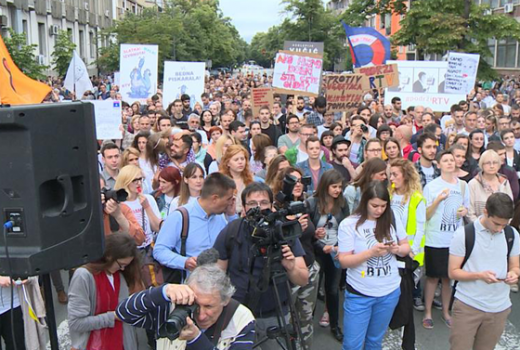 Protest &quot;Podrži RTV&quot; treći put u Novom Sadu