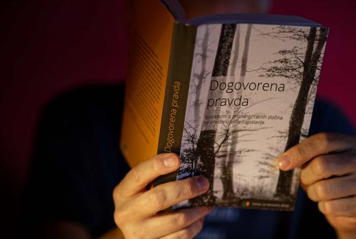 Novalić: Suđenja za ratne zločine ne mogu ostvariti društvenu ulogu bez medija