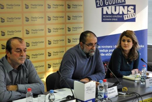 Srbija: 22 napada na novinare u 2014.