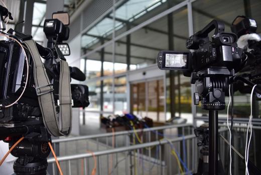Obmudsmeni za ljudska prava u BiH kriznim štabovima preporučuju da osiguraju veću uključenost novinara na konferencijama