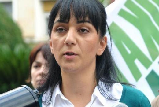 Marijana Comović: Novinarstvo je na koljenima