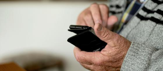 Digitalne zamke u trećoj životnoj dobi: Kako prepoznati i izbjeći online prevare