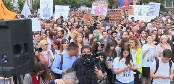 Protest "Podrži RTV" treći put u Novom Sadu